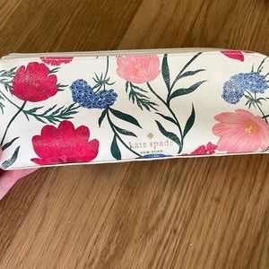 Kate Spade flowers pouch lightly used